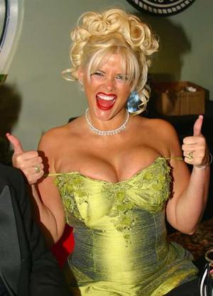 Anna Nicole Smith, party girl