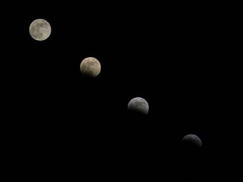 Lunar Eclipse by Juvenal