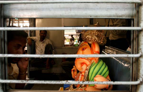 Ganesh on the train