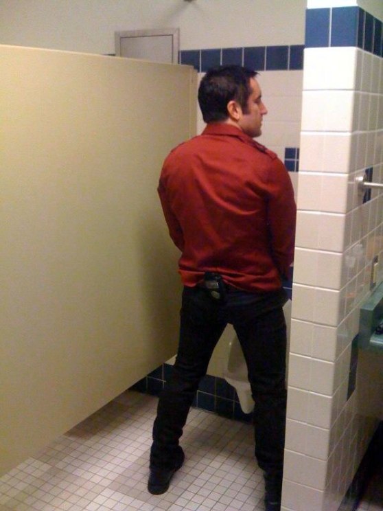 Trent Reznor performs a pre-show ritual