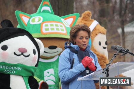 Governor General Michaelle Jean susses out the buffet