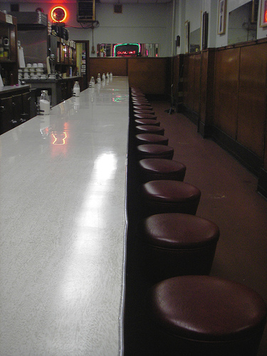 countertop at the Ovaltine by Squeaky Marmot