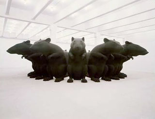 Rat King sculpture, RATTENKONIG! COWER, MORTALS!