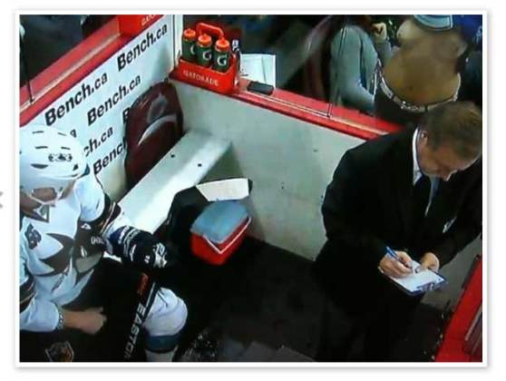 Contrary to the title, the boobs are not actually flashbulbs