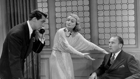 Look at poor Toppy. He needs help! 